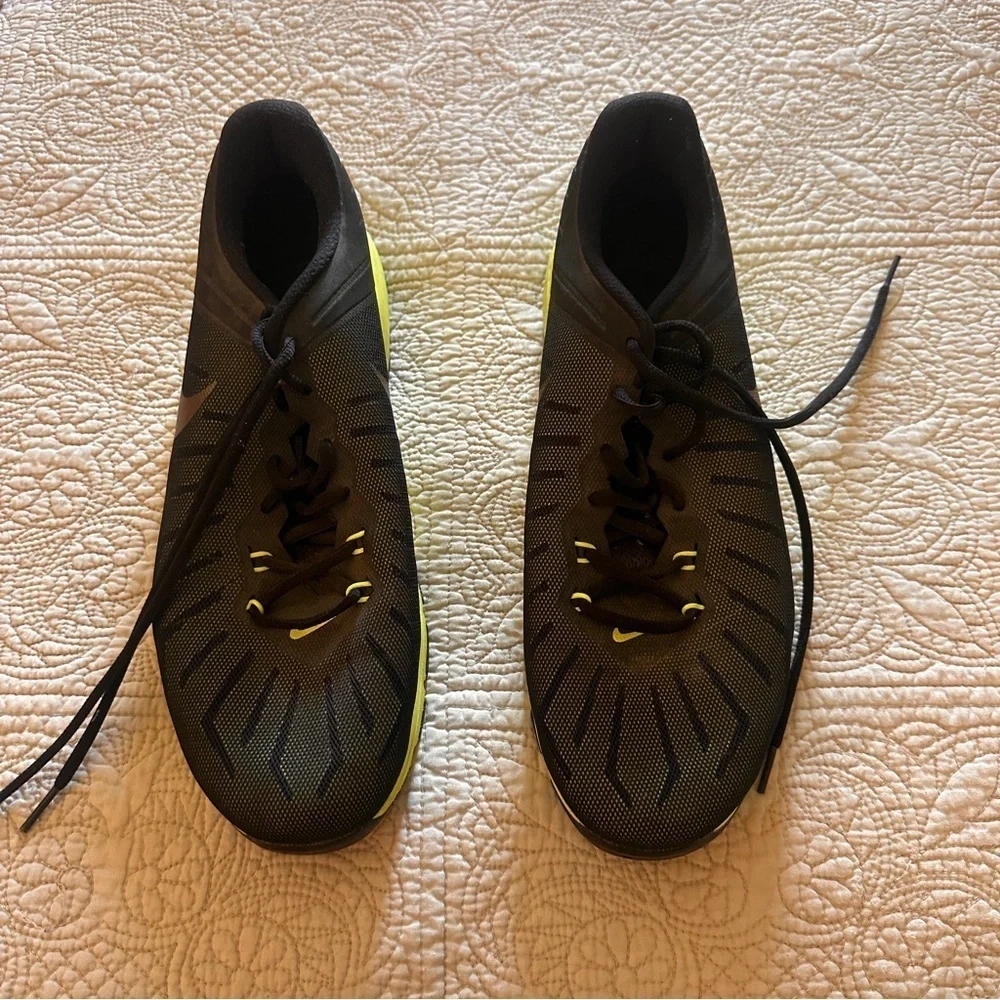 Nike Air MAX Men's Black Yellow Athletic Shoes Basketball 12.5 Running Fitness